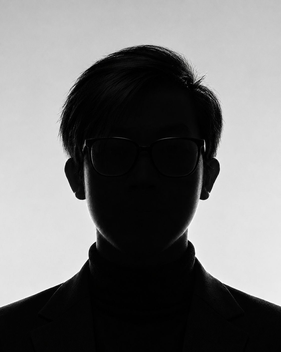 Black-and-white silhouette portrait of Arbi